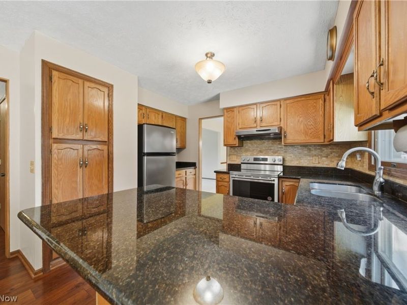 1749 Cove Street NW, Uniontown, OH 44685 Photo 14