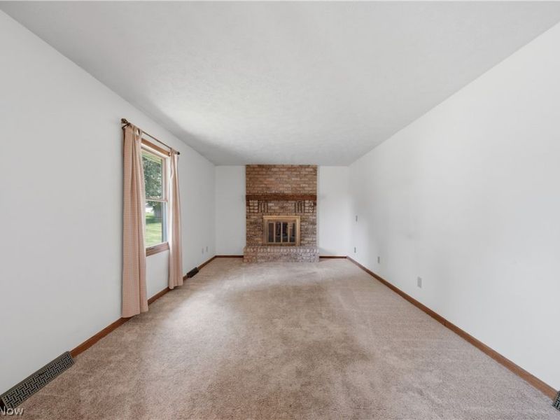1749 Cove Street NW, Uniontown, OH 44685 Photo 18