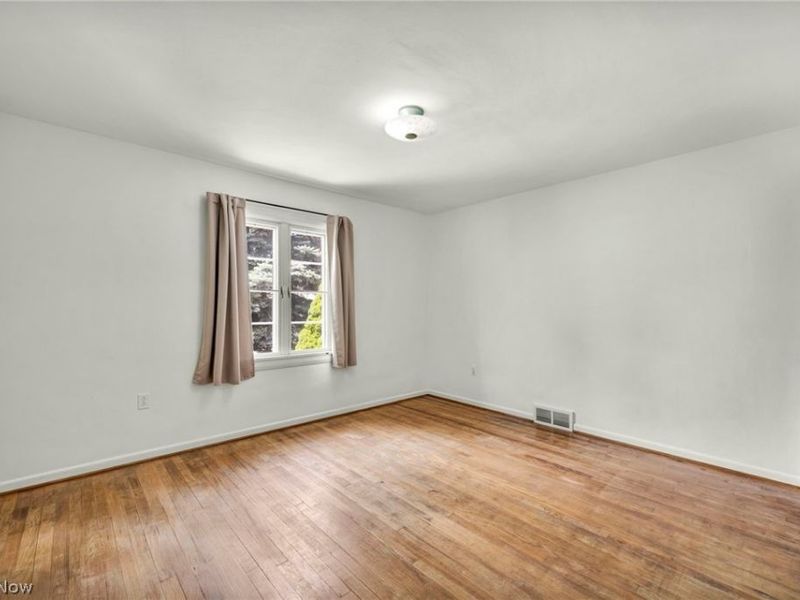 375 Olive Street, Elyria, OH 44035 Photo 26