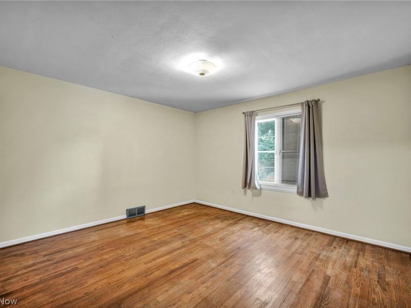 375 Olive Street, Elyria, OH 44035 Photo 29