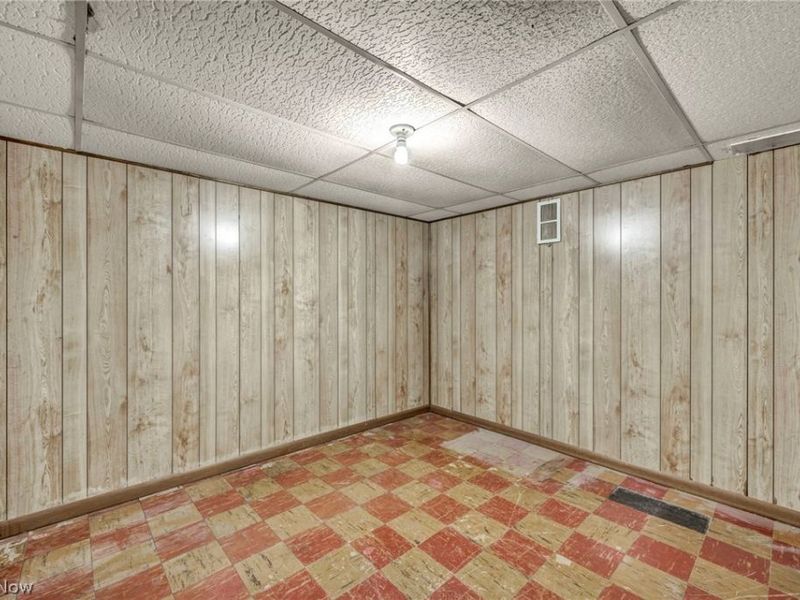 375 Olive Street, Elyria, OH 44035 Photo 38