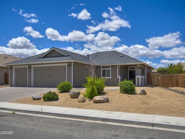 2209 Windrow Drive, Fernley, NV 89408