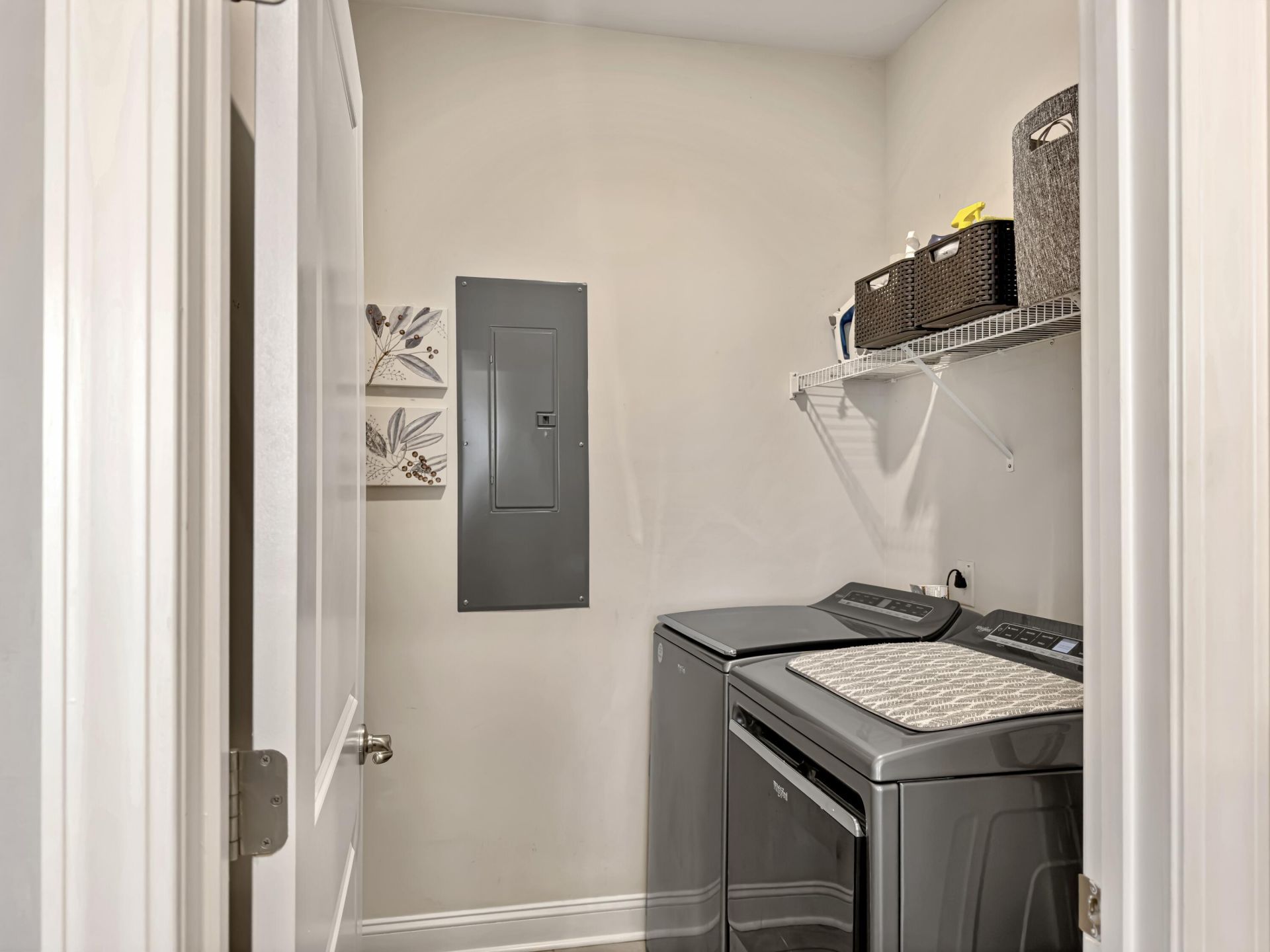 497 Spring Hollow Drive Photo 22