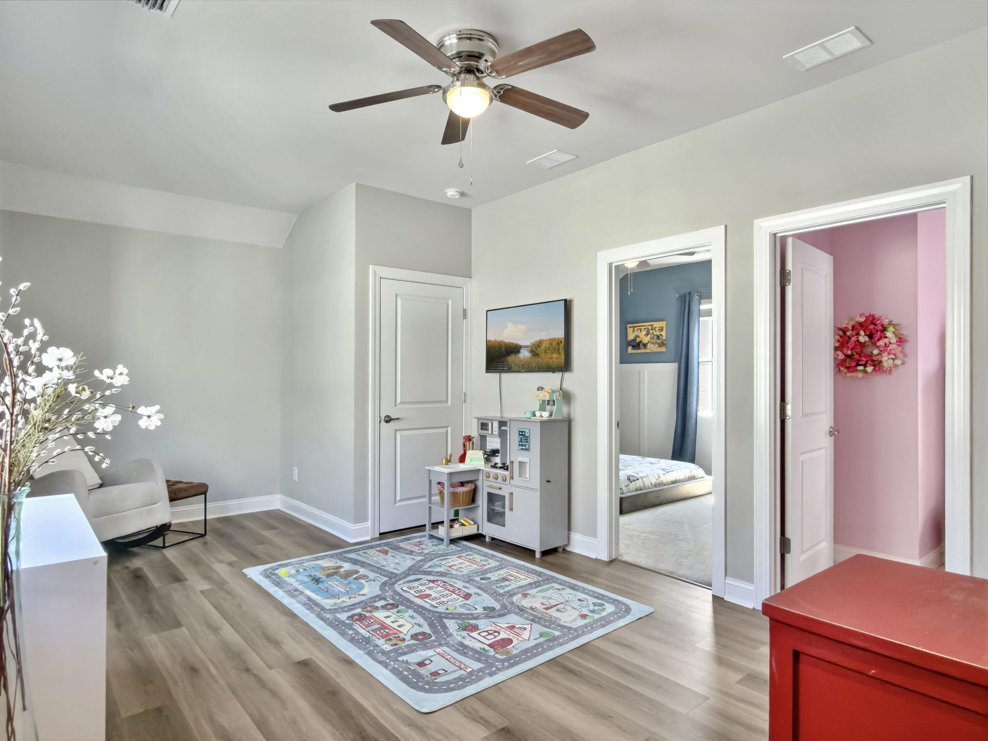497 Spring Hollow Drive Photo 31