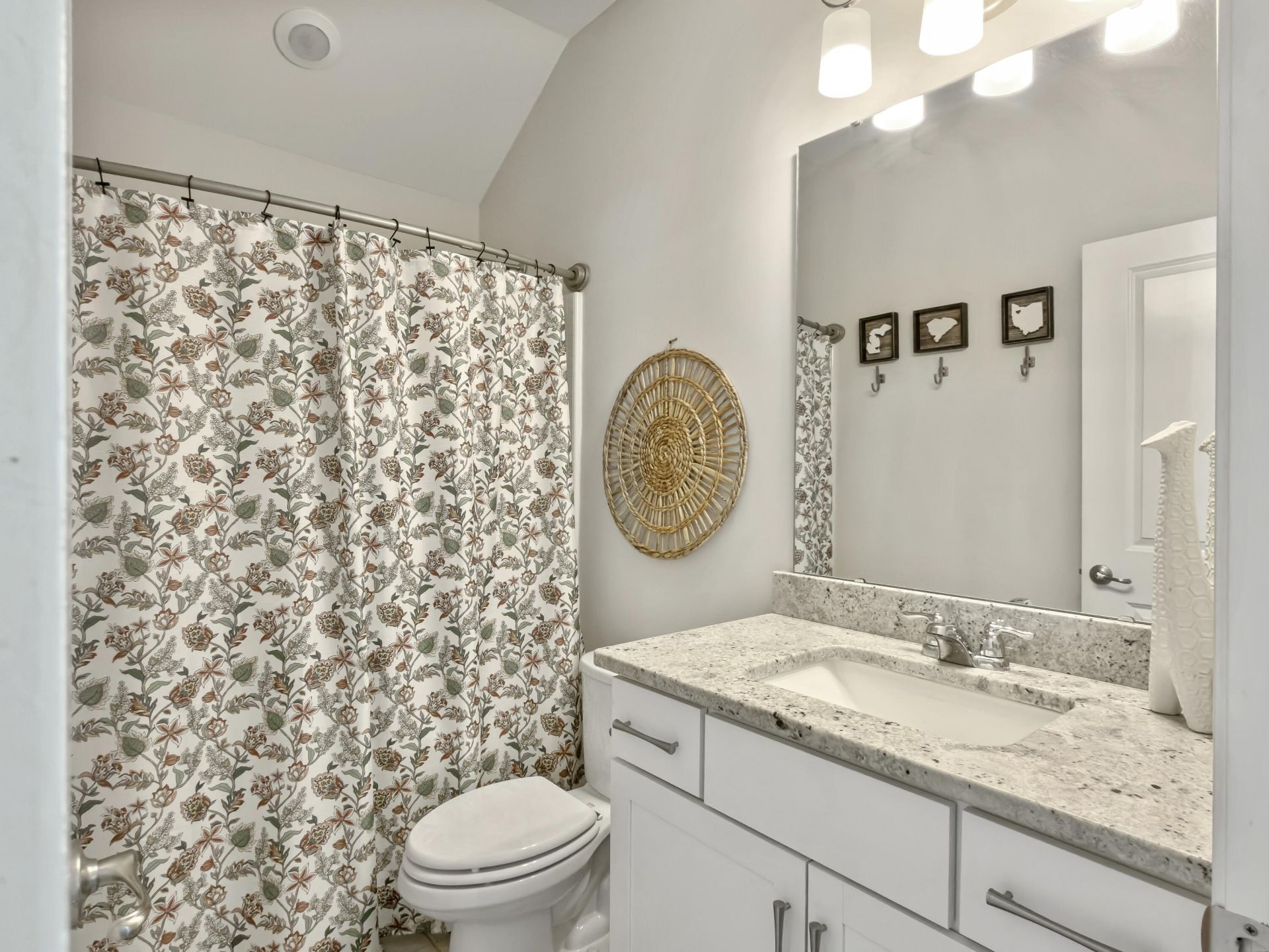 497 Spring Hollow Drive Photo 36
