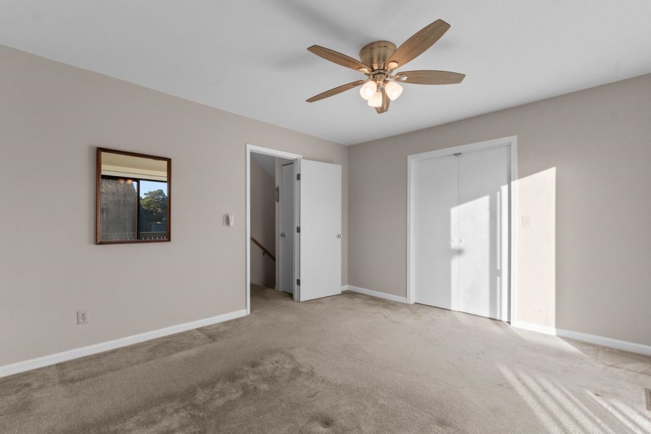 1701-k Edge Dr. Photo 33