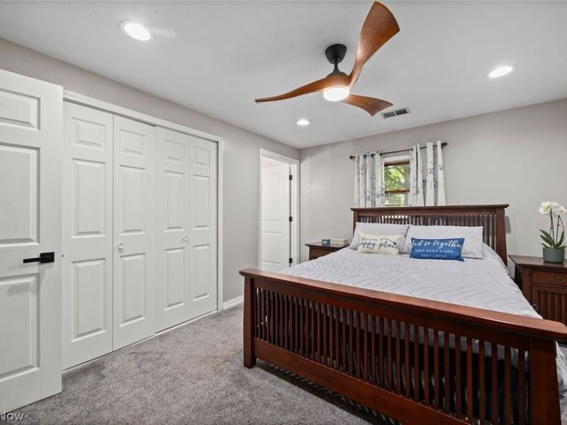 1135 Royal Drive, Amherst, OH 44001 Photo 16