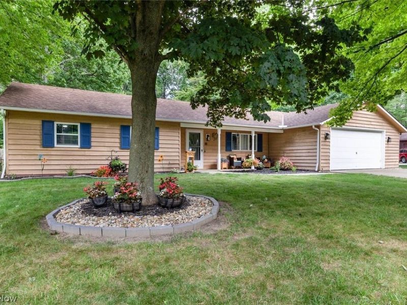 1135 Royal Drive, Amherst, OH 44001 Photo 31