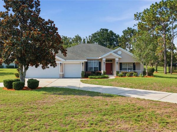 334 LAKE DRIVE , OCALA, FL 34472
