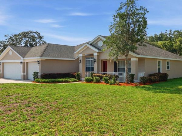 334 LAKE DRIVE , OCALA, FL 34472