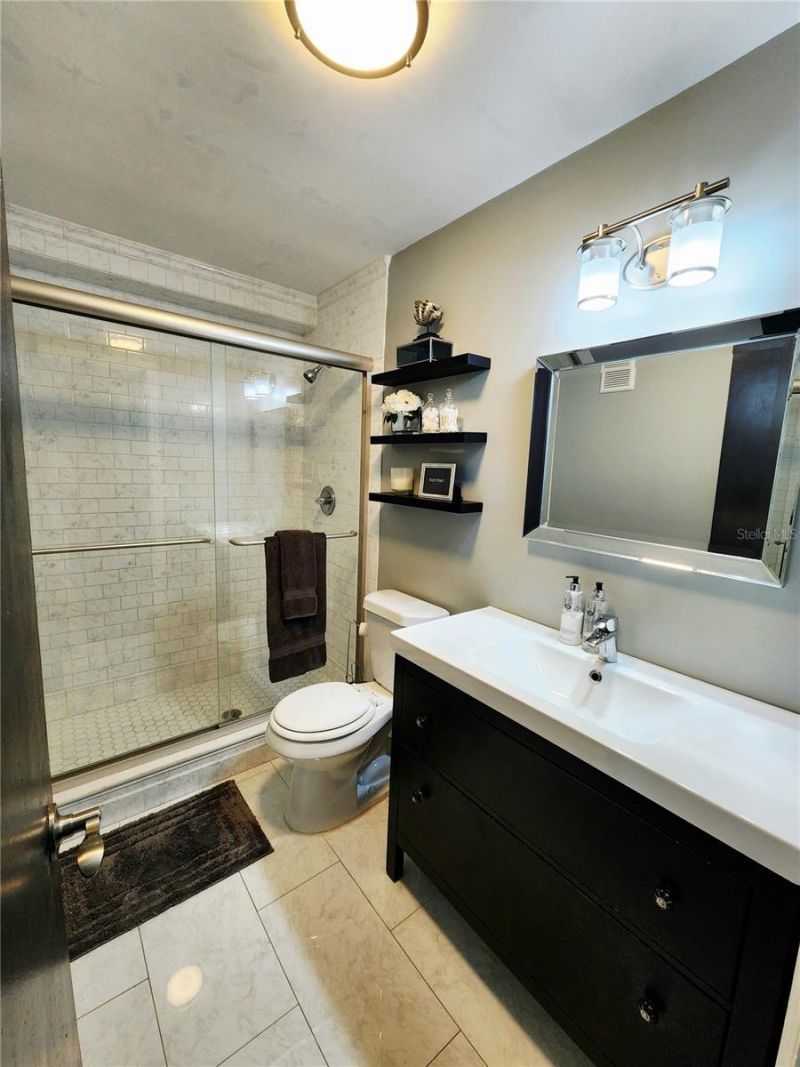 4651 1st Street Ne, Unit 306, Saint Petersburg, FL 33702 Photo