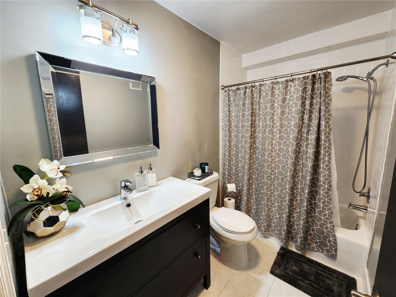 4651 1st Street Ne, Unit 306, Saint Petersburg, FL 33702 Photo