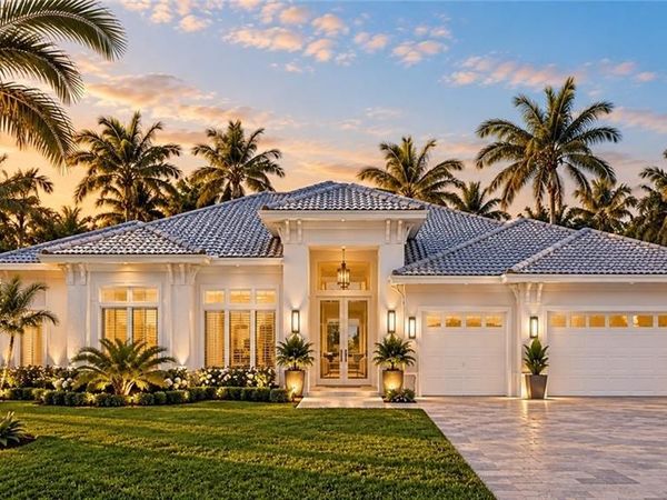 2969 Coco Lakes DR, NAPLES, FL 34105