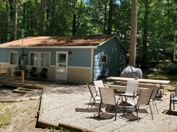 2341 Lake View Avenue, Traverse City, MI 49696