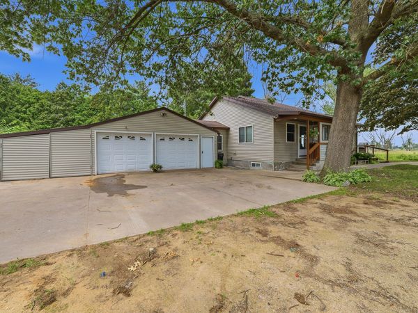 W2632 Fox Ln, Montello, WI 53949