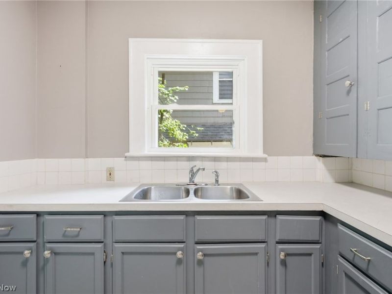 115 Burton Avenue, Akron, OH 44302 Photo 16
