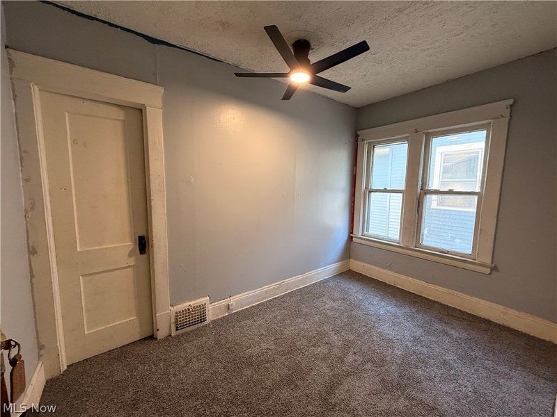 1872 Lampson Road, Cleveland, OH 44112 Photo 17