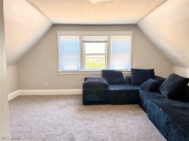 1872 Lampson Road, Cleveland, OH 44112 Photo 21