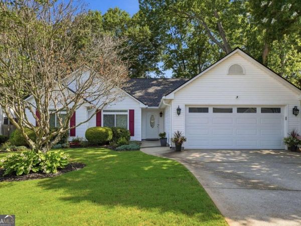 584 Fernstone Trail, Lawrenceville, GA 30046
