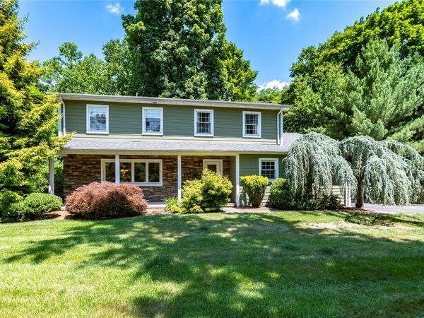 12 Sickletown Road , Pearl River, NY 10965