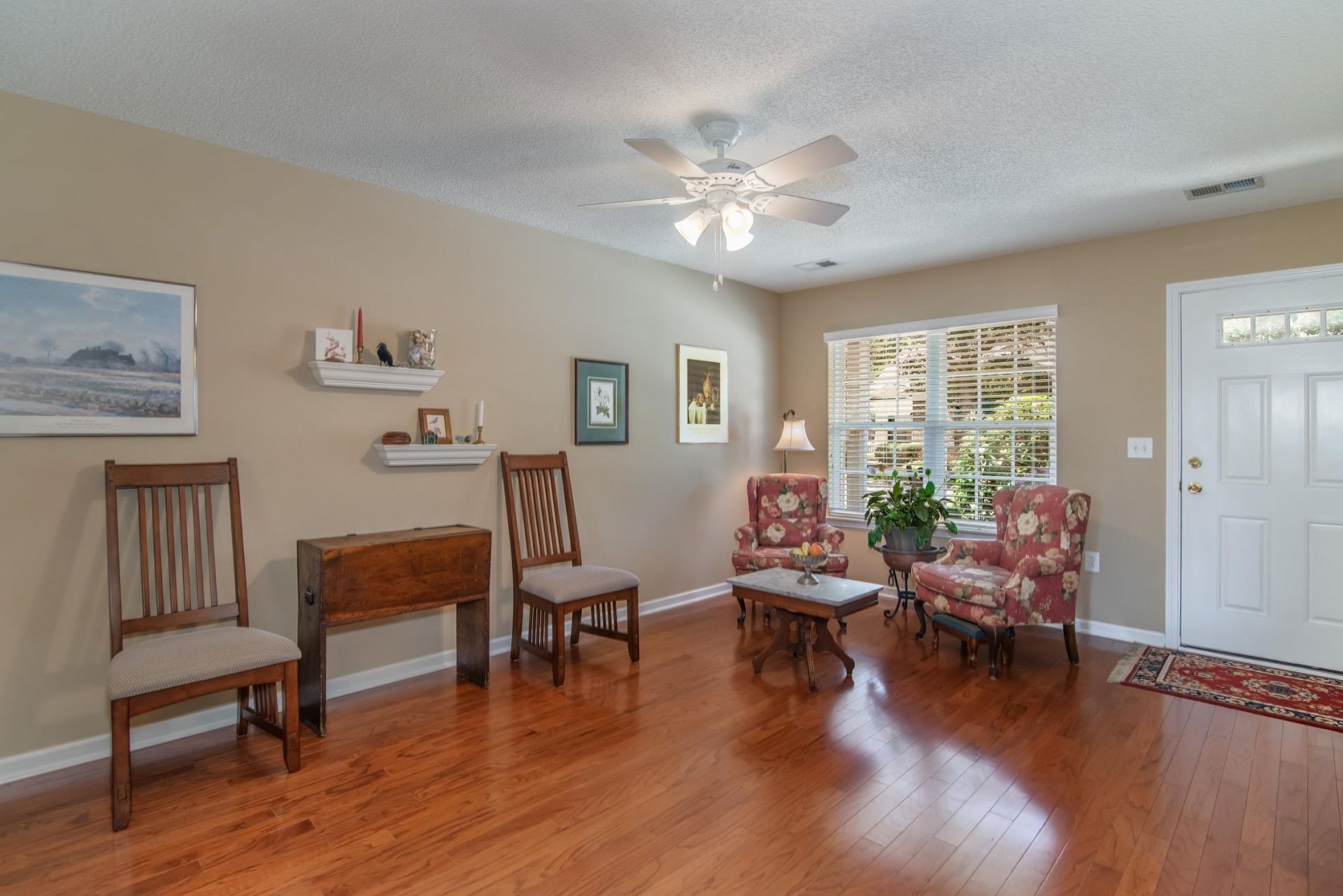 221-5 Red Rose Blvd. Photo 11
