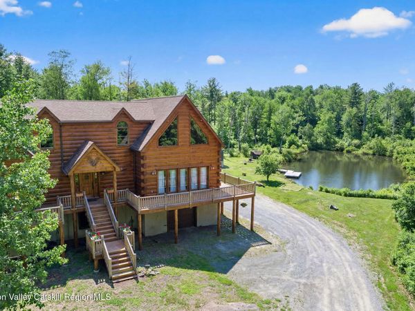 1355 New York 212 , Saugerties, NY 12477