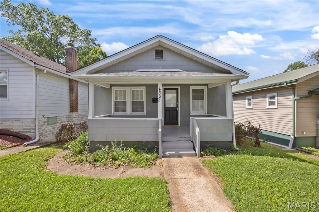 4352 Chippewa Street , Saint Louis, MO 63116 Main Photo