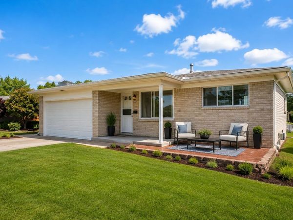 14358 Talbot Drive, Warren, MI 48088