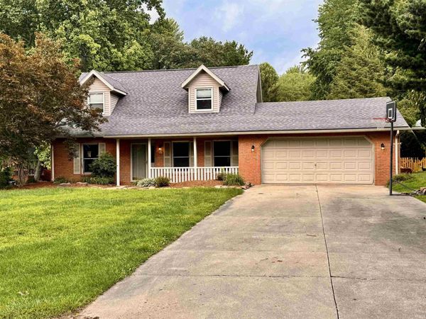 898 W Shepherds Lane, Santa Claus, IN 47579