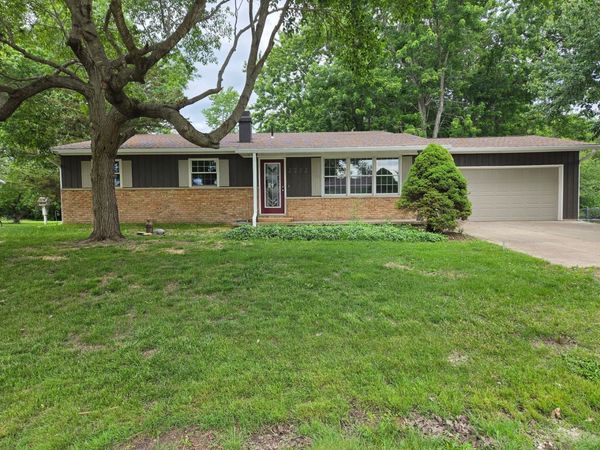 2232 Heather Hills Drive , St. Joseph, IL 61873
