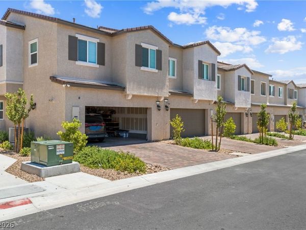 6308 Foxes Dale Street , Las Vegas, NV 89166