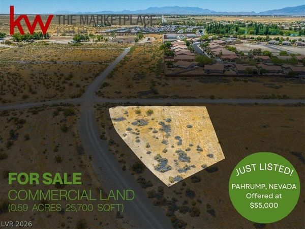 5990 E Crazyhorse Street , Pahrump, NV 89061