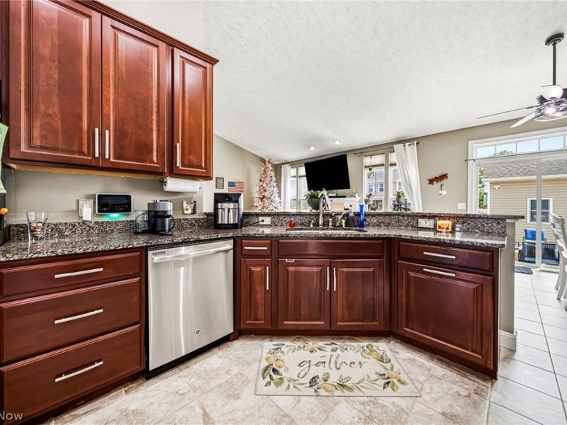 7347 Warblers Lane, North Ridgeville, OH 44039 Photo 27