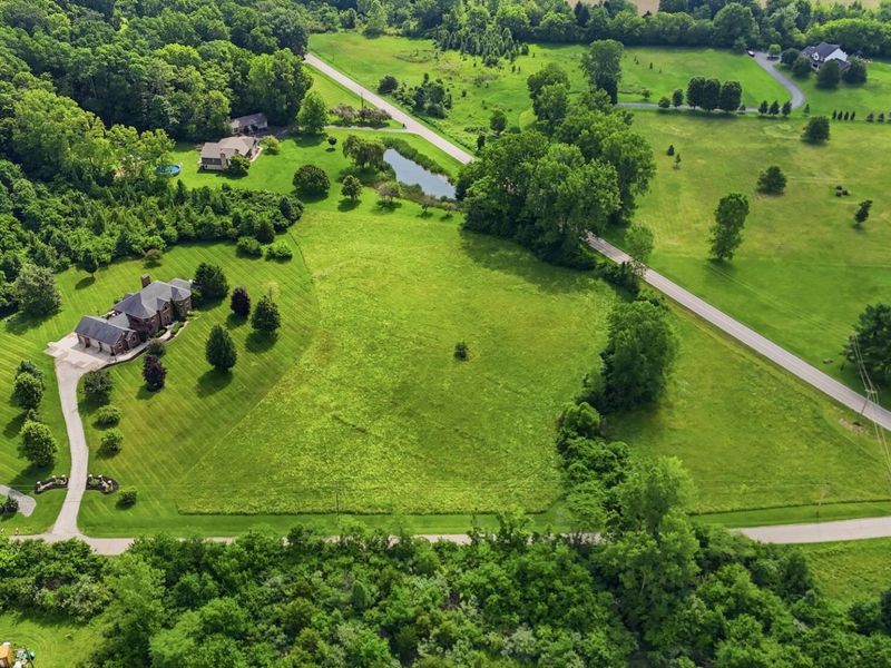 7875 Staley Road, New Carlisle, OH 45344 Photo 6