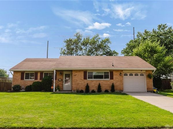 717 Bennert Drive, Vandalia, OH 45377