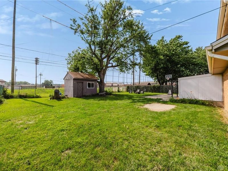 717 Bennert Drive, Vandalia, OH 45377 Photo 34