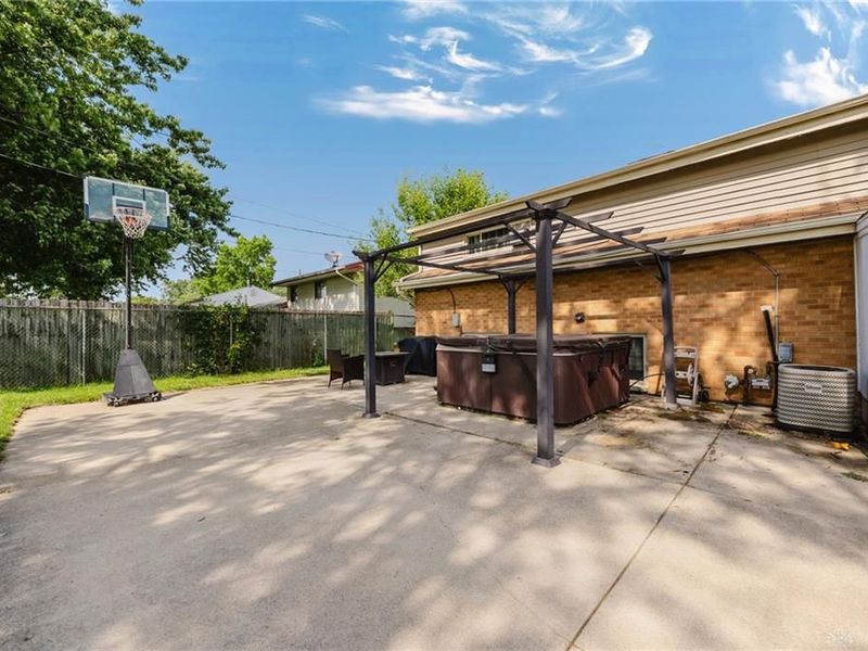 717 Bennert Drive, Vandalia, OH 45377 Photo 37