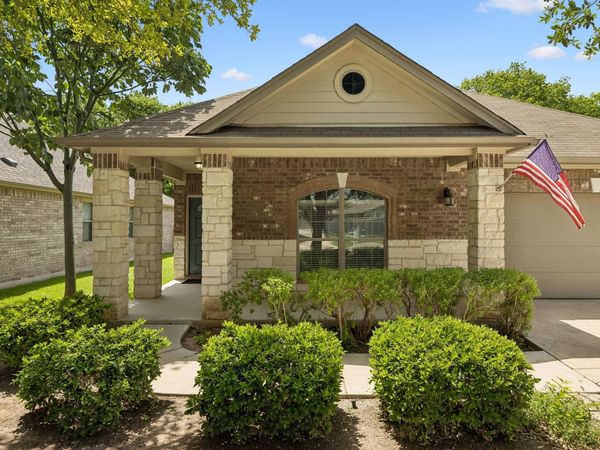 1049 Sussex WAY, Round Rock, TX 78665