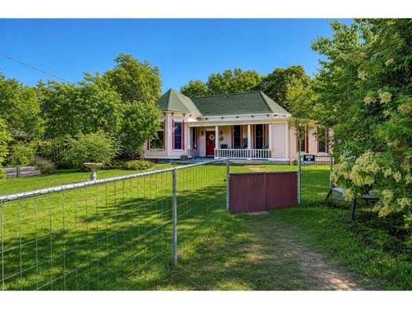 905 S Walnut ST, Georgetown, TX 78626