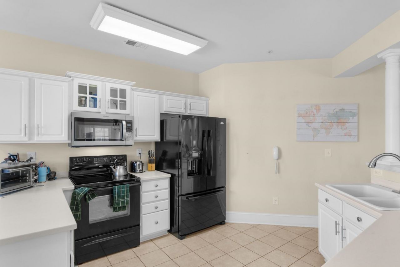 2180 Waterview Dr.  Photo 5