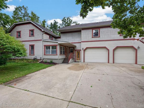 4 N Church Street, Brandon Township, Mi 48462