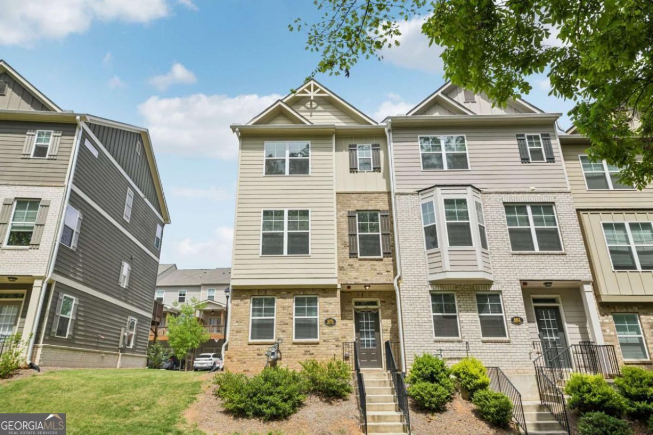 979 Allegro Park, Marietta, GA 30067 Main Photo