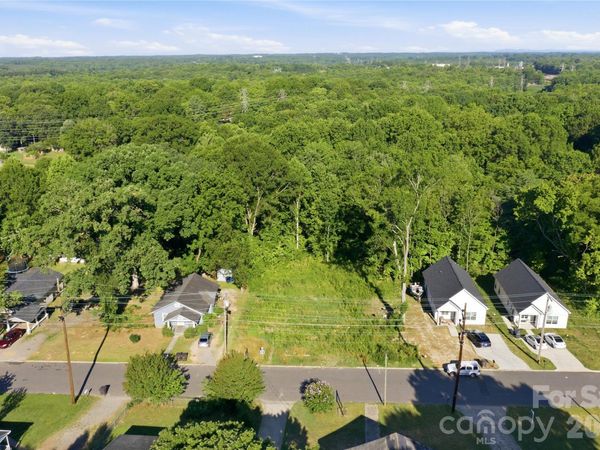 1324 7th Street , Statesville, NC 28677