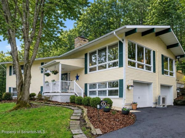 480 N Gravel Pond Road , Clarks Summit, PA 18411