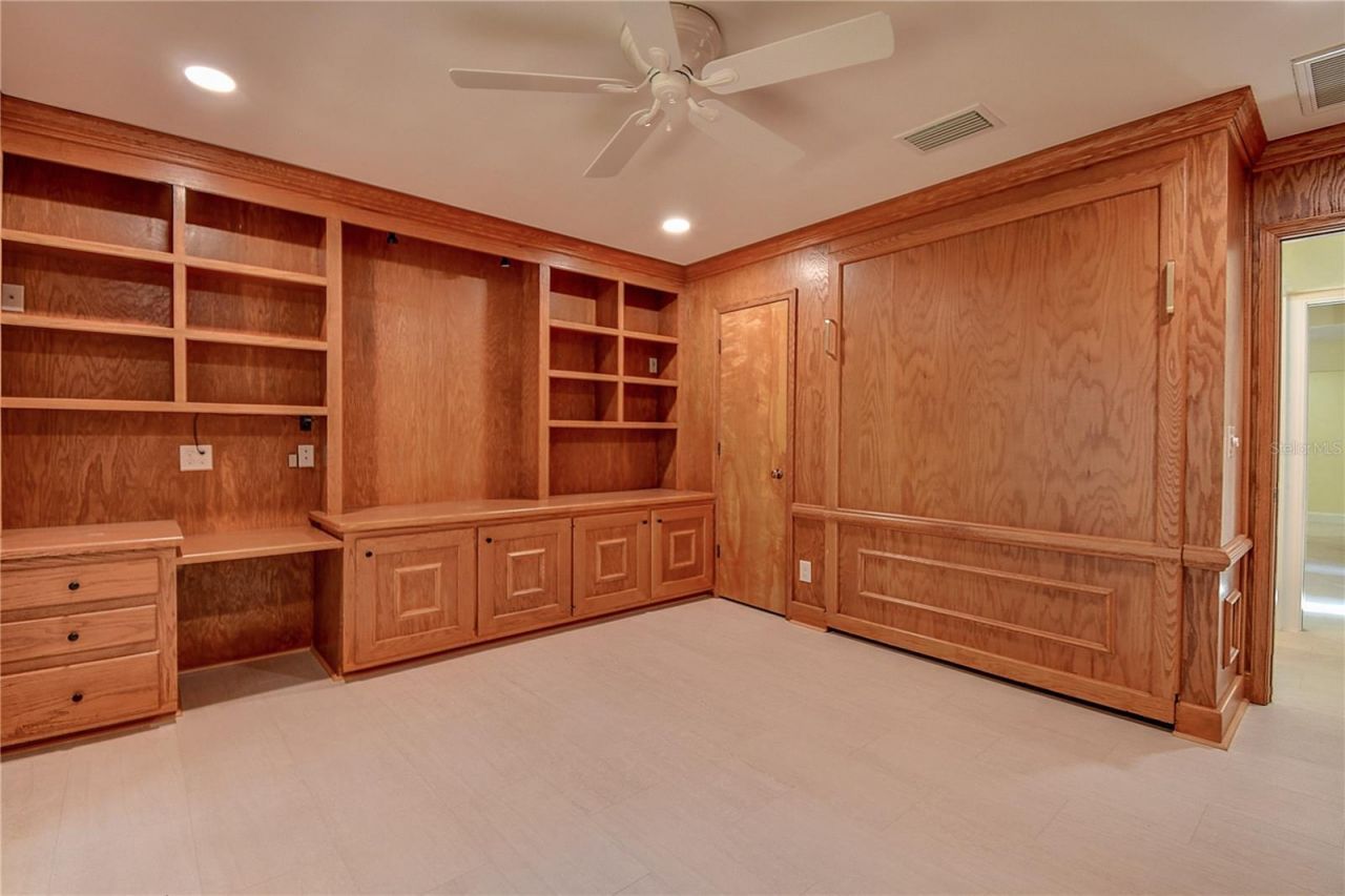 1247 Monticello Boulevard N, Saint Petersburg, FL 33703 Photo