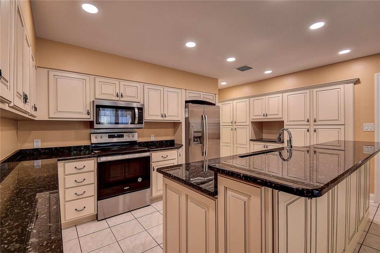 1247 Monticello Boulevard N, Saint Petersburg, FL 33703 Photo