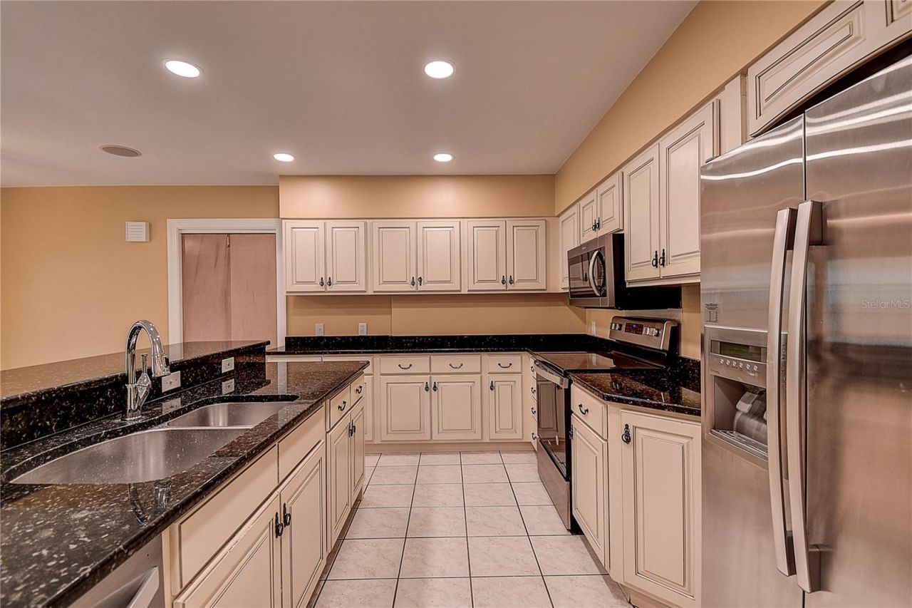 1247 Monticello Boulevard N, Saint Petersburg, FL 33703 Photo