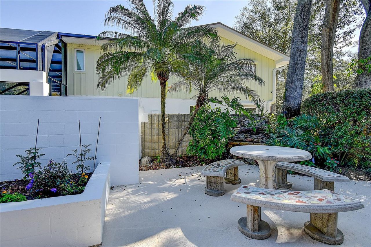 1247 Monticello Boulevard N, Saint Petersburg, FL 33703 Photo
