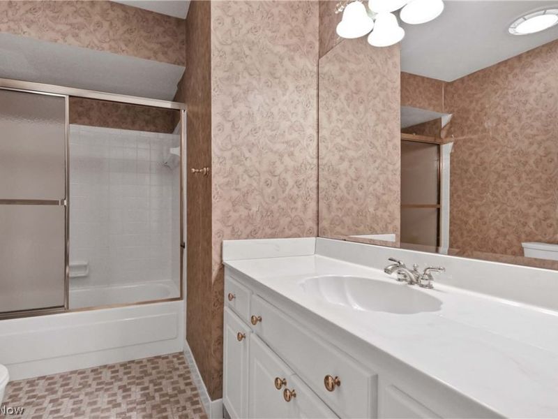 3719 Addington Court, Unit N183, Fairview Park, OH 44126 Photo 22