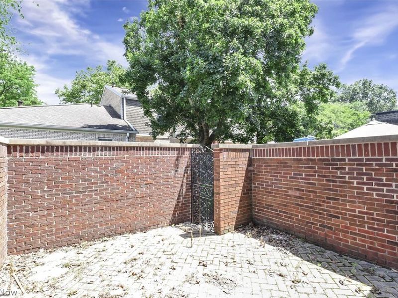 3719 Addington Court, Unit N183, Fairview Park, OH 44126 Photo 31